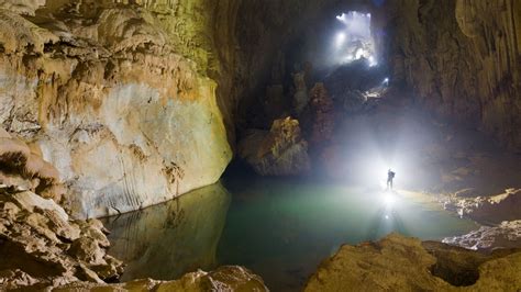 Explore The Worlds Largest Cave Son Doong In Vietnam