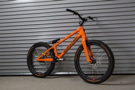 Carbon made bikes are growing popular for mountain riding each day. Santa Cruz whips up custom U.S. made carbon trials bike ...