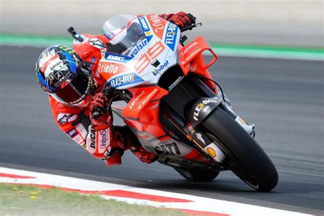 Lorenzo Takes First Pole For Ducati In Barcelona