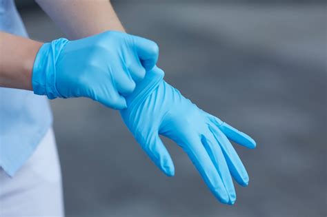 How To Choose The Best Disposable Medical Glove Benco Dental