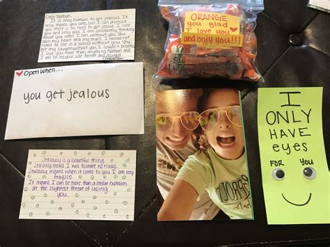 Apparently, the bouquet was his boyfriend's birthday and valentine's gift in one. - (notitle) -#creativeromanticgifts #cuteromanticgifts # ...