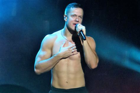 The Lead Singer Of Imagine Dragons Is Jacked And More Star Snaps Page Six