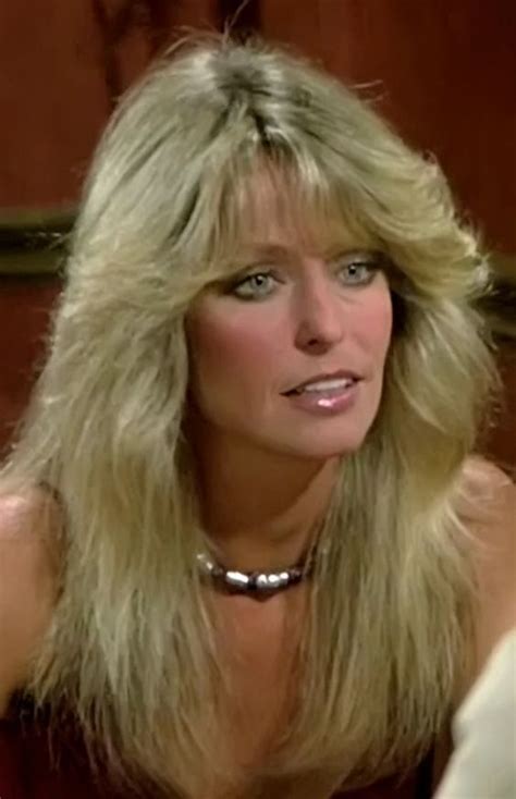 Farrah fawcett justified that older women also look wonderful with such creative hairstyles and hair colors. Farrah Fawcett. | Farrah fawcett, Farrah fawcet, Hair styles