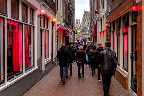 Amsterdam May Move Its Red Light District Out Of The City Center