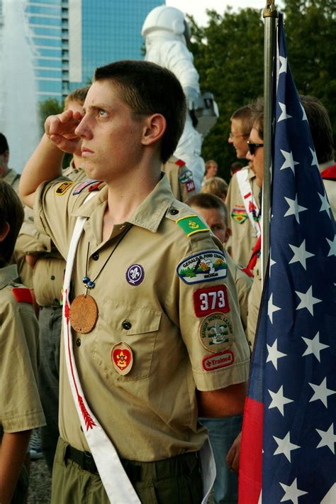 Boy Scout Saluting Flag 9 11 08 Img1384 Boy Scout Flag Sa Flickr