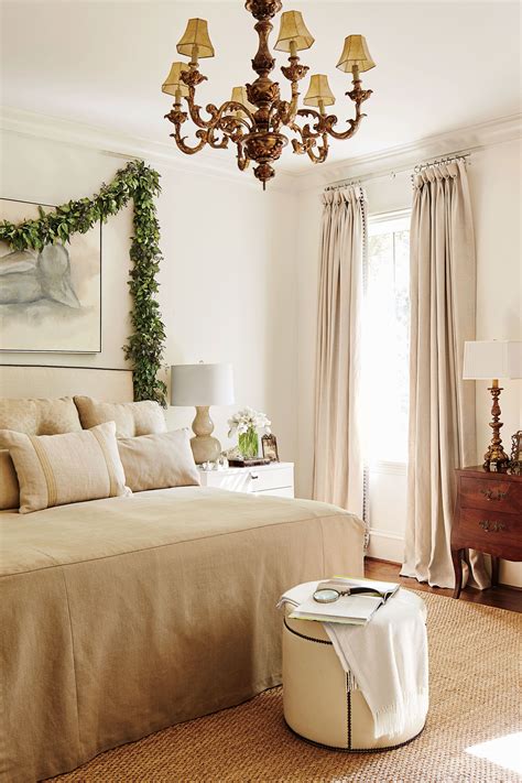 10 Tricks To Make Your Bedroom Feel Extra Cozy Elegant Bedroom Decor