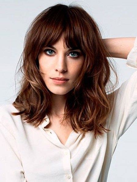 How To Boho New Hairstyles Inspirations For Spring In 2019 Wavy Bob
