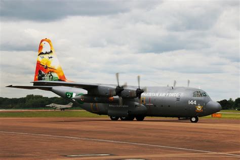 Pakistan aircraft in royal international tattoo air show 2019. PAF's C 130 Hercules wins at Royal International Air Tattoo Show in UK - Behtareen