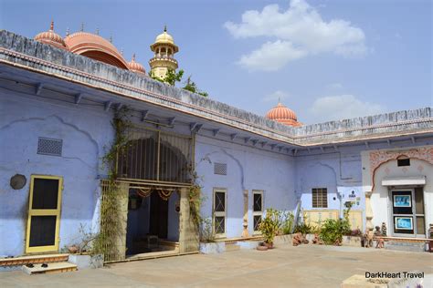 Exploring Temples In Jaipurs Old City Dark Heart Travel