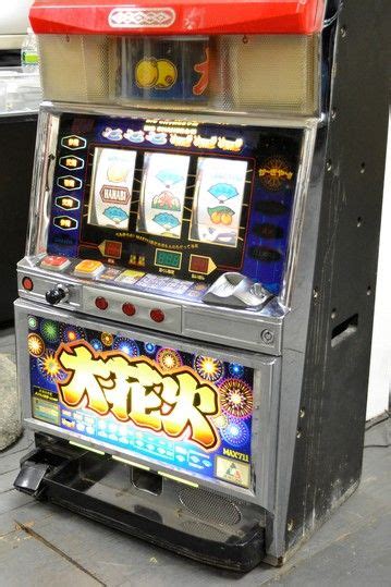 Le slot machine offrono un gioco divertente, facile e veloce e accessibili a tutti le tipologie di giocatori e richiedono un'importante componente l'aiuto della fortuna per vincere. Pin op Slot Machines