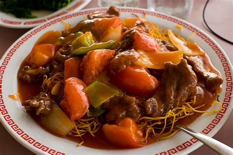 Tomato Beef Chow Mein With Crispy Hong Kong Style Noodles Flickr