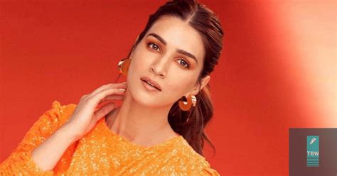 Kriti Sanon Biography Age Height In Feet Hot Photos Net Worth Movies And More