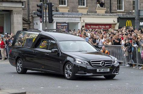 Chi Tiết Chiếc Mercedes Benz đưa Tiễn Nữ Hoàng Anh Elizabeth Ii Xe 360