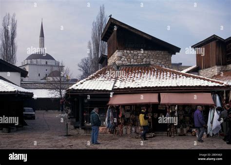 Sarajevos 15. Jahrhundert Bascarsija Altstadt Markt während der Belagerung im Jahr 1995 ...