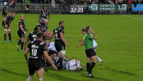 Arbitre ben whitehouse (pdg) arbitre assistant 1 ian tempest (ang). Top 14 Montpellier - Brive : l'arbitre du match ...