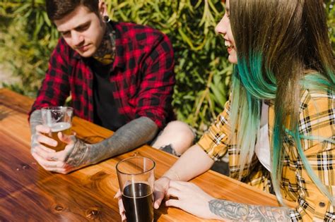 Free Photo Couple Drinking Craft Beer Outdoors