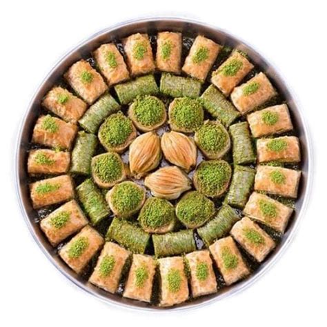 Buy Baklava Special With Pistachio On The Tray Online Grand Bazaar