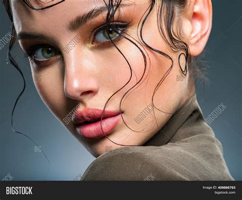 Beautiful Woman Face Image And Photo Free Trial Bigstock