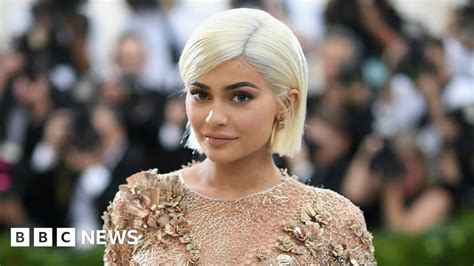 Kylie Jenner Sooo Over Snapchat And Shares Tumble Bbc News