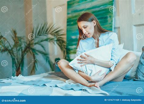 Beatiful Brunette Woman Stretching In Bed After Wake Up Stock Image Image Of Morning
