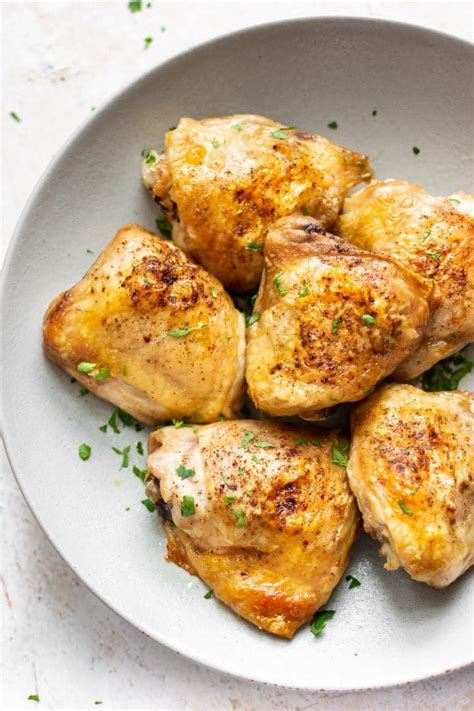 Its So Easy To Make Tender Chicken Thighs In The Oven Bone In Chicken