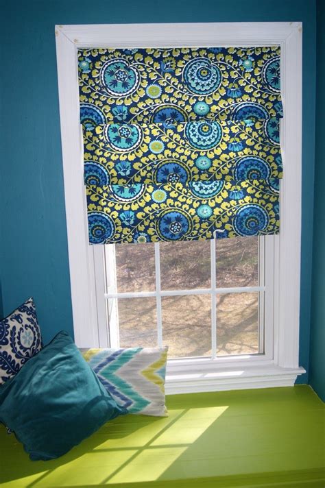 Measure one inch from the edges, and iron. How to turn old window blinds into roman shades | Craft ...