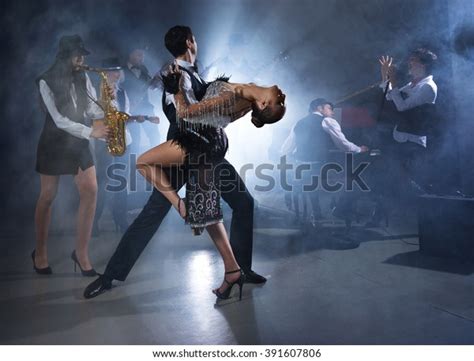 Dance Couple Dancing Ballroom Dancing Live Stock Photo Edit Now 391607806