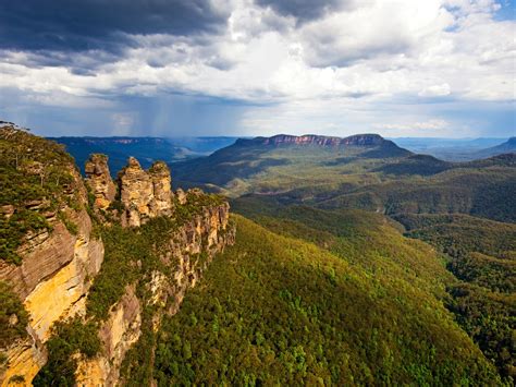 The blue mountains national park in sydney was once praised by queen elizabeth ii as the most beautiful place in the world. Google Maps Error Directs Tourists to Cul-de-Sac Instead ...