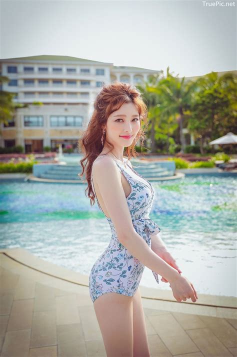 True Pic Korean Lingerie Queen Kim Hee Jeong Floral Blue Monokini