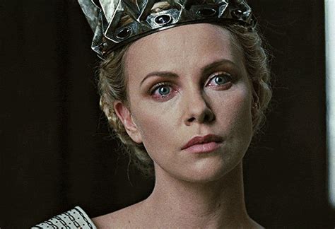 Semi Hiatus Charlize Theron Queen Ravenna Ravenna Snow White