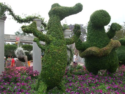 Topiary Shrubs Topiary Gardens Garden Gateways Designs