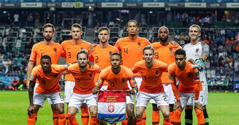 Waar veel landen hun blik nog. Alleen maar avondduels voor Oranje in groepsfase op EK ...