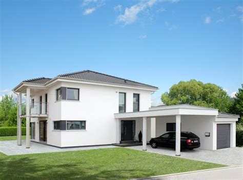 Die vorteile einer garage liegen auf der hand: Haus mit Garage | Fertighaus.de