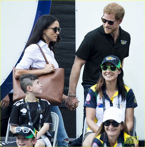 Photo Get Meghan Markles Outfit Prince Harry 30 Photo 3964336 Just Jared