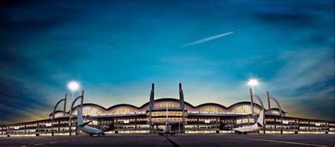 Aeropuerto De Sabiha Gokcen En Estambul Saw
