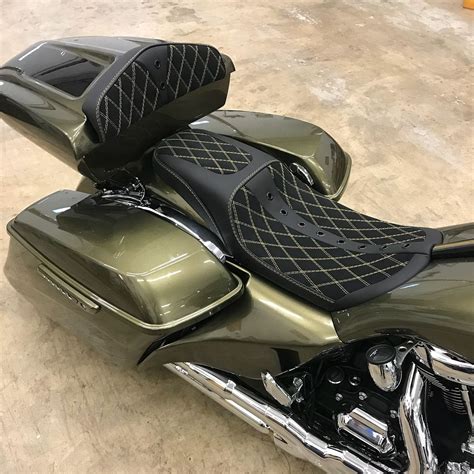 Custom Harley Street Glide Seats Is The Responsibility Binnacle