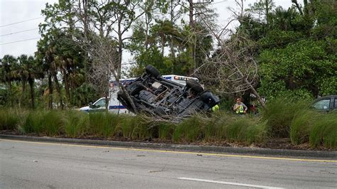 One Person Injured In A Rollover Crash In Collier County Nbc2 News