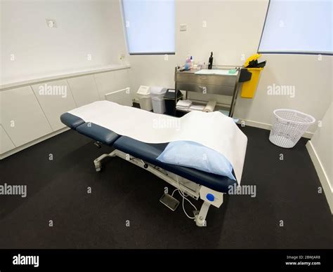 Sterile Doctors Office Hi Res Stock Photography And Images Alamy