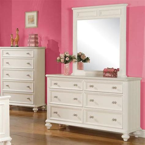 Master bedroom dresser from bedroom dressers and chests , image source: Acme Furniture Athena Girls Bedroom Dresser and Mirror Set