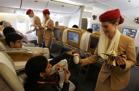 Heres How You Can Thank A Great Flight Attendant On Your Next Trip