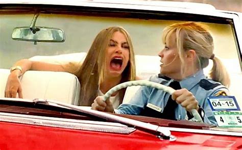 Hot Pursuit Movie Trailer Starring Reese Witherspoon And Sofia