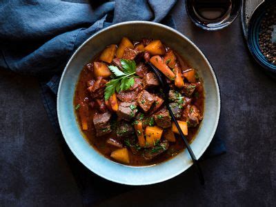 Jul 25, 2021 · used 1 pkg beef gravy, i pkg lipton onion soup mix,. Beef Stew Made With Lipton Onion Soup Mix / I tried two ...