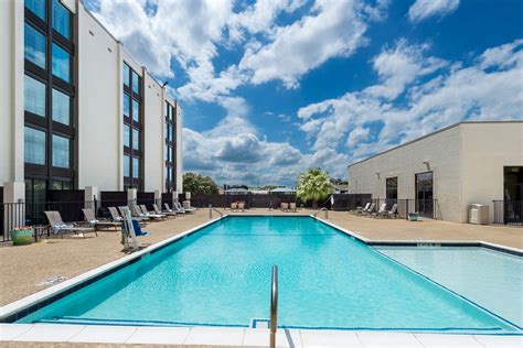Doubletree By Hilton Arlington Dfw South Texas Monthly