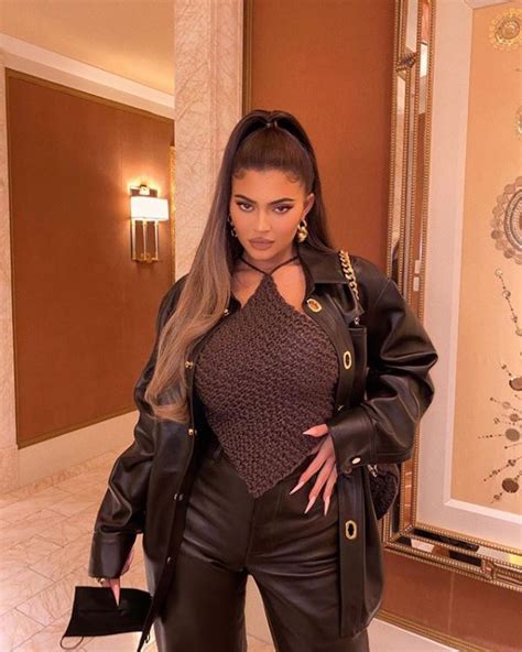 Kylie Jenner Sizzles In Head To Toe Brown Leather On Las Vegas Trip