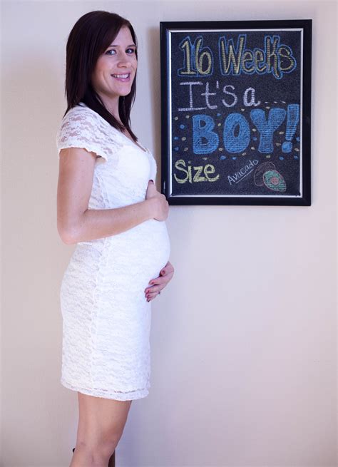 Épinglé Sur Chalkboard To Document Pregnancy And Growing Baby Bump