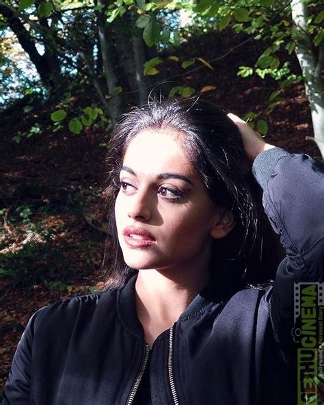 Banita sandhu posted on instagram: Actress Banita Sandhu Photos | October movie fame | Unseen ...