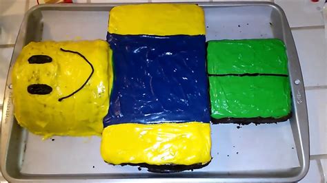Safeena cakes 8 inch roblox birthday cake vanilla. HOW TO MAKE A ROBLOX NOOB BIRTHDAY CAKE! - YouTube