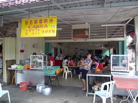 £5 for a complete set for two. Food in Gunung Rapat, Ipoh - Kee Poh Laksa, Kwong Hong ...