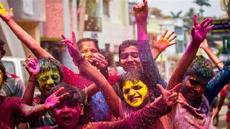 Holi 2023 Date Auspicious Puja Timings Significance Heres All You