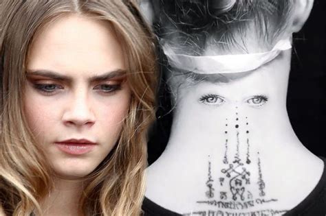 Mini tattoos küçük dövmeler bacak dövmeleri ünlü haberleri sevimli dövmeler dövme fikirleri tatoo vücut kesimleri ongles. Cara Delelvingne shocks fans as she shows off her VERY ...